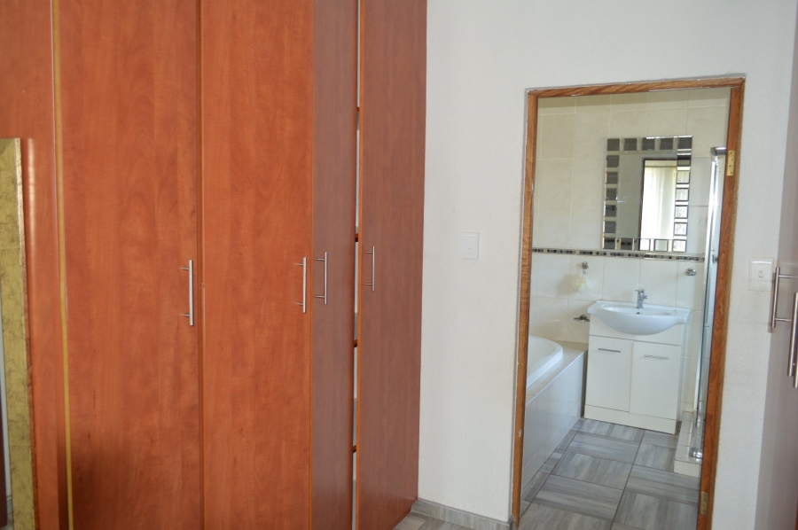 3 Bedroom Property for Sale in Wilkoppies North West